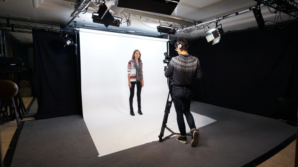 series - video production studio in Paris - Videology Studio -  Videology Studio