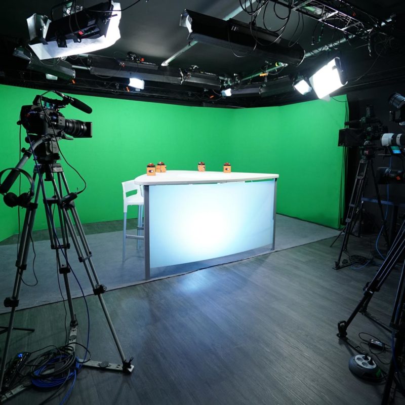 Plateau talk fond vert - Paris - Videology Studio
