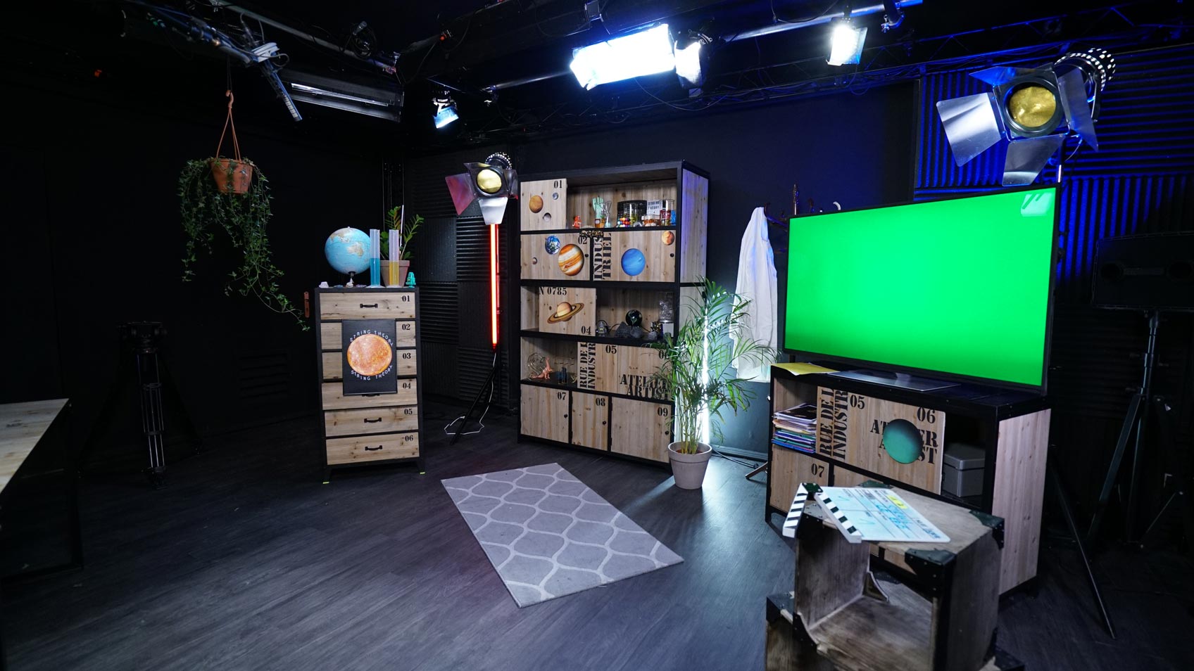 series - video production studio in Paris - Videology Studio -  Videology Studio